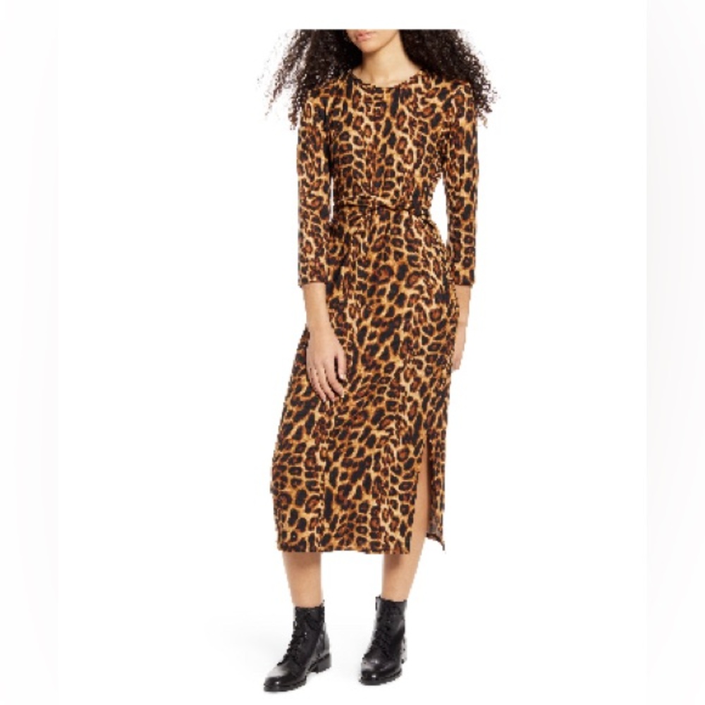 Cotton Emporium
Leopard Twist Front Long
Sleeve Midi Dress